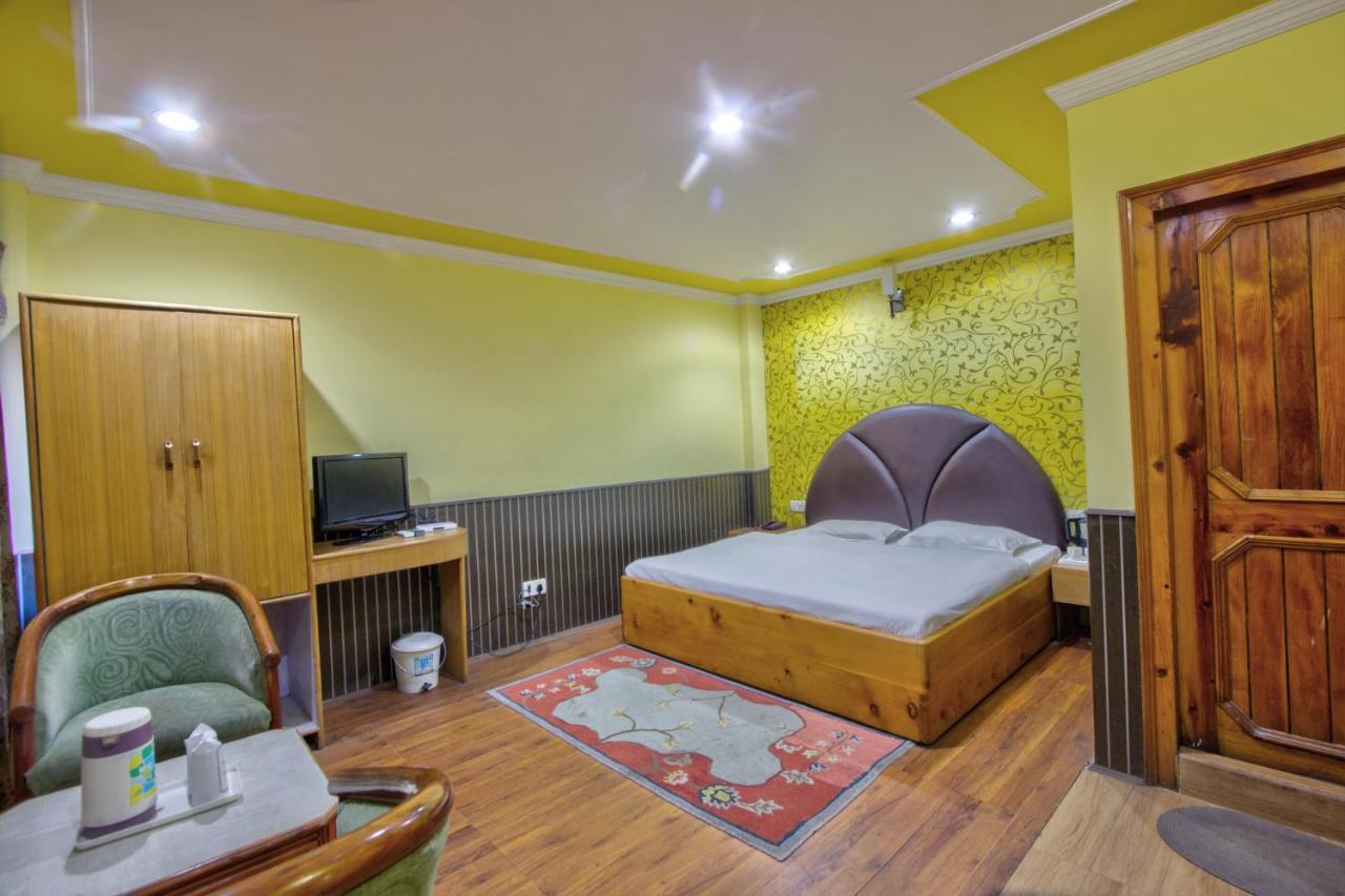 Hotel Jupiter Manali  Exterior photo